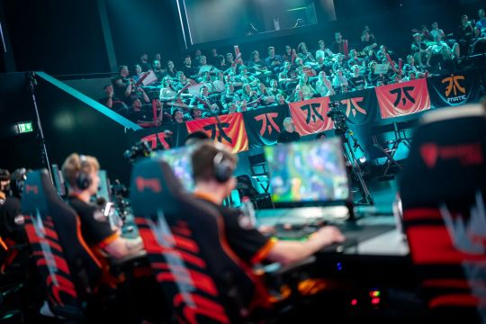 高压控球 高压控球